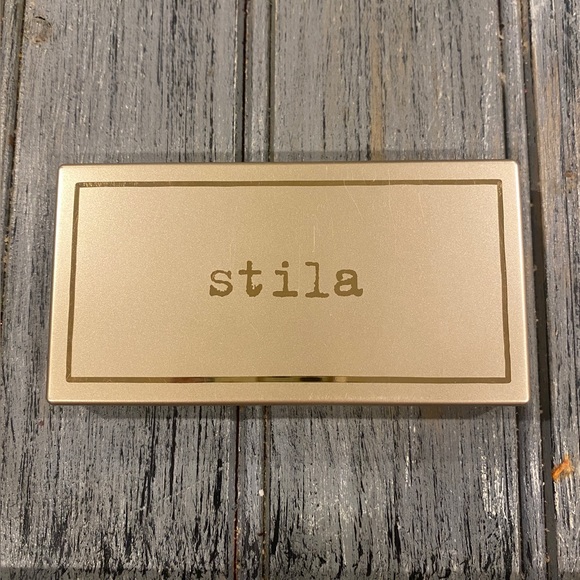 Stila Nude Neutral Eyeshadow Palette - Picture 2 of 6